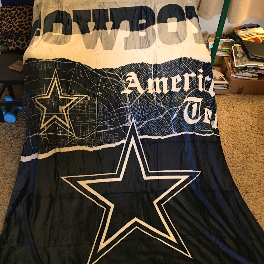 Official NFL Cowboys blanket- New America’s Team